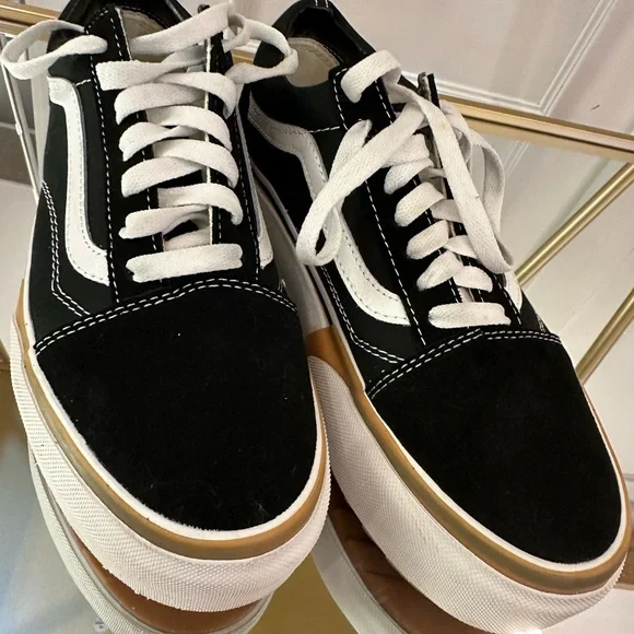 Vans Stacked Platform Sneakers - Picture 2 of 7